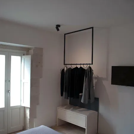 4 Elements Boutique * Syrakuzy