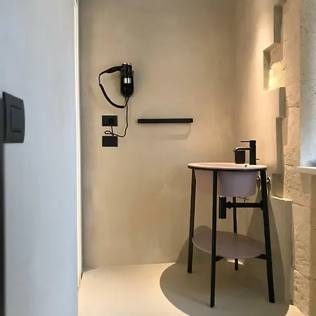 4 Elements Boutique * Syrakuzy