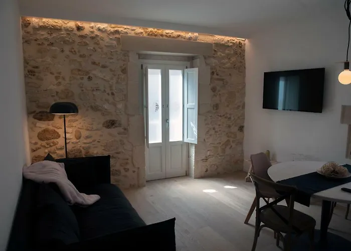 4 Elements Boutique * Syracuse