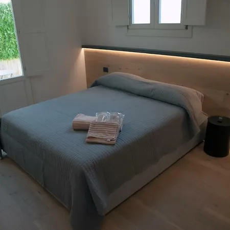 Apartment 4 Elements Boutique Syrakus